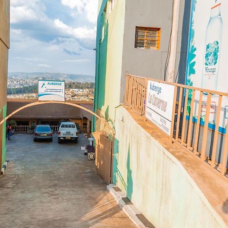 Auberge La Caverne Kigali Bagian luar foto