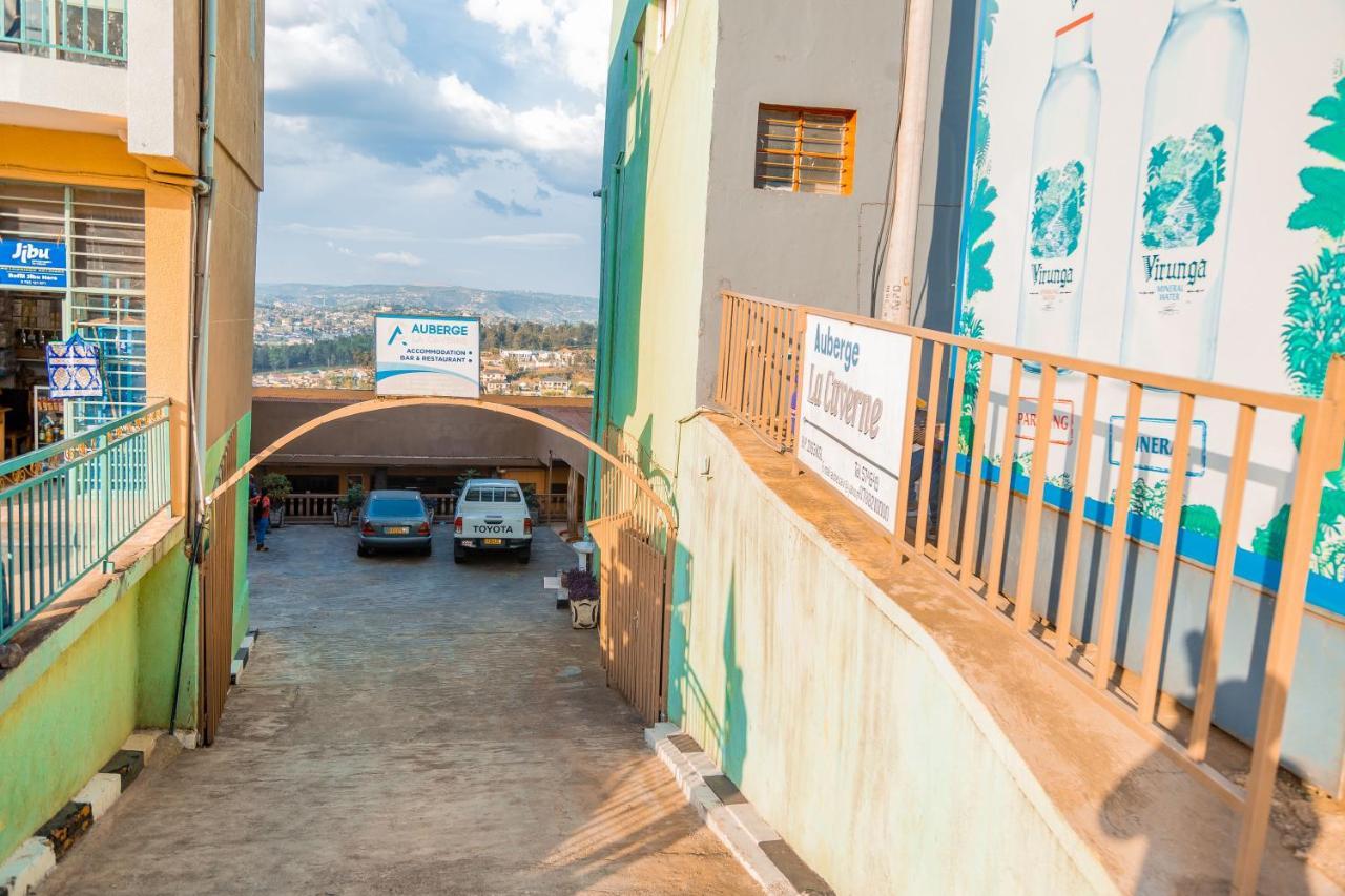 Auberge La Caverne Kigali Bagian luar foto