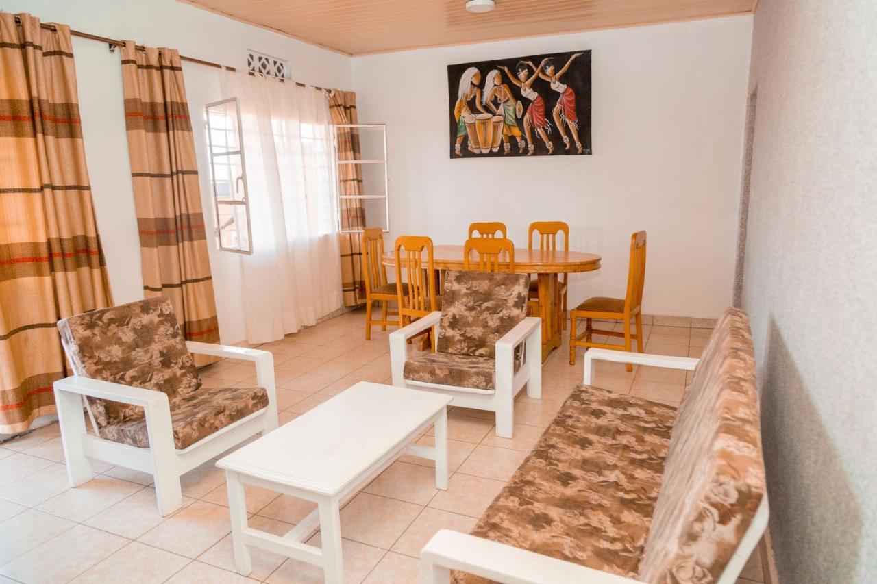 Auberge La Caverne Kigali Bagian luar foto